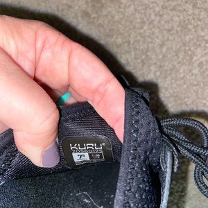 Kuru Atom Tennis Shoe